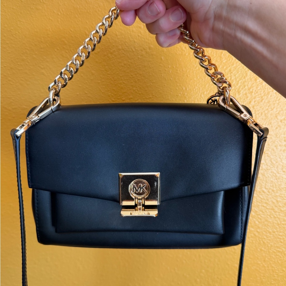 MICHAEL KORS
Lita Medium Leather Crossbody Bag